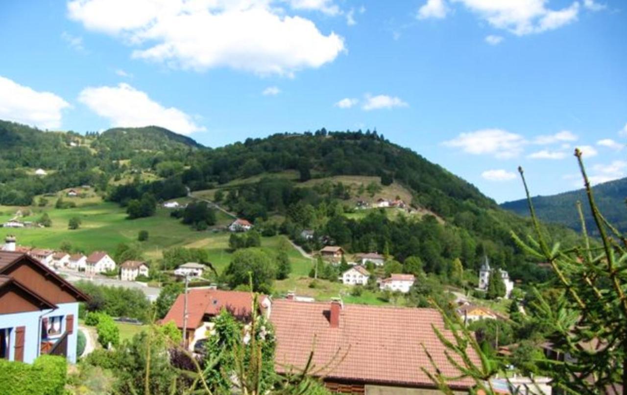 Appartement Cosy A Cornimont 30 M² Avec Terrasse Et Vue Montagne מראה חיצוני תמונה
