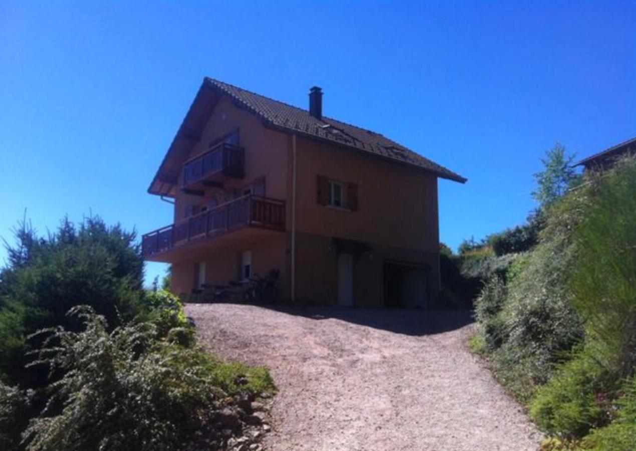 Appartement Cosy A Cornimont 30 M² Avec Terrasse Et Vue Montagne מראה חיצוני תמונה