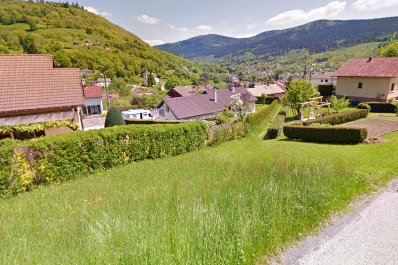 Appartement Cosy A Cornimont 30 M² Avec Terrasse Et Vue Montagne מראה חיצוני תמונה