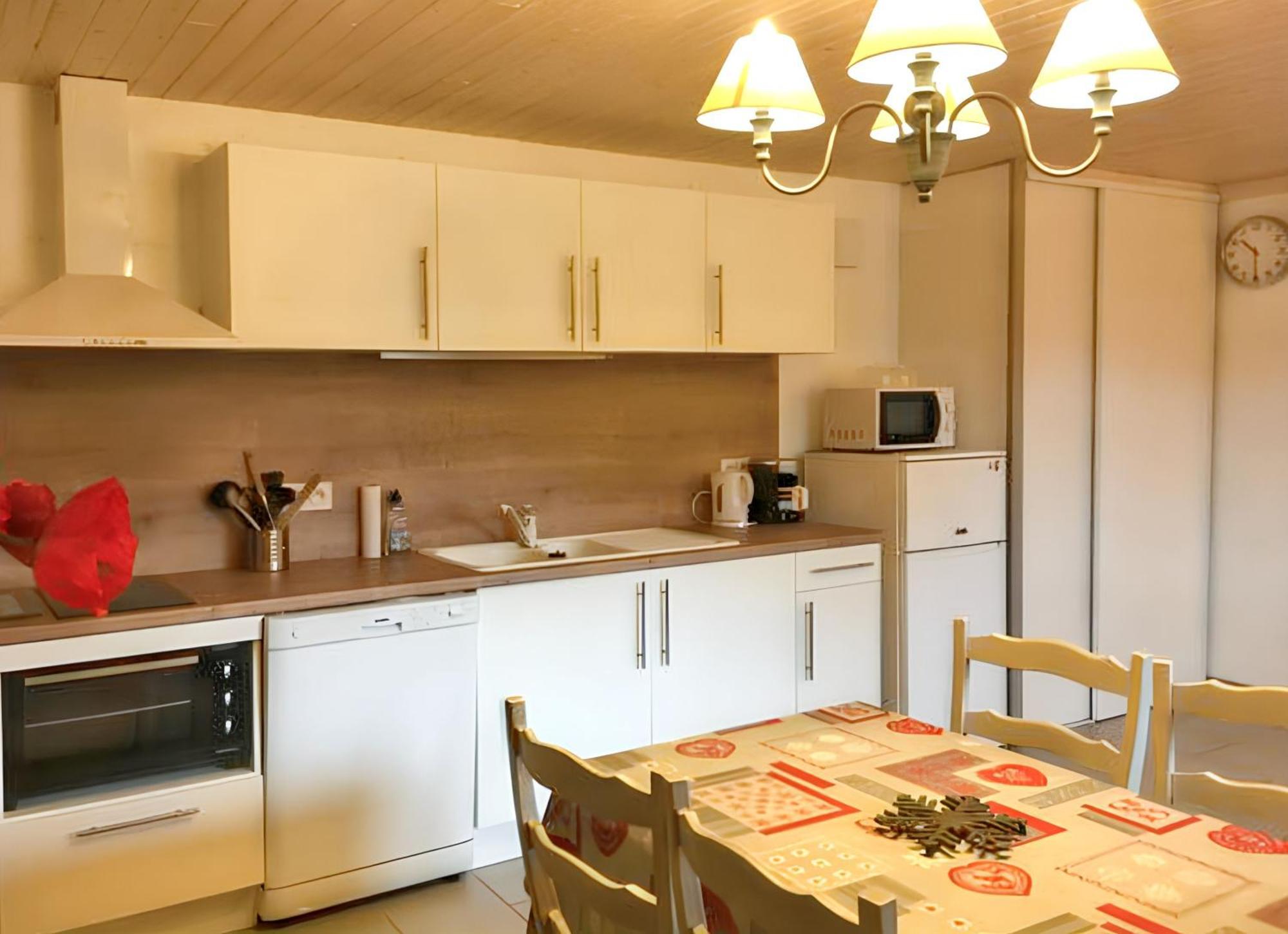 Appartement Cosy A Cornimont 30 M² Avec Terrasse Et Vue Montagne מראה חיצוני תמונה