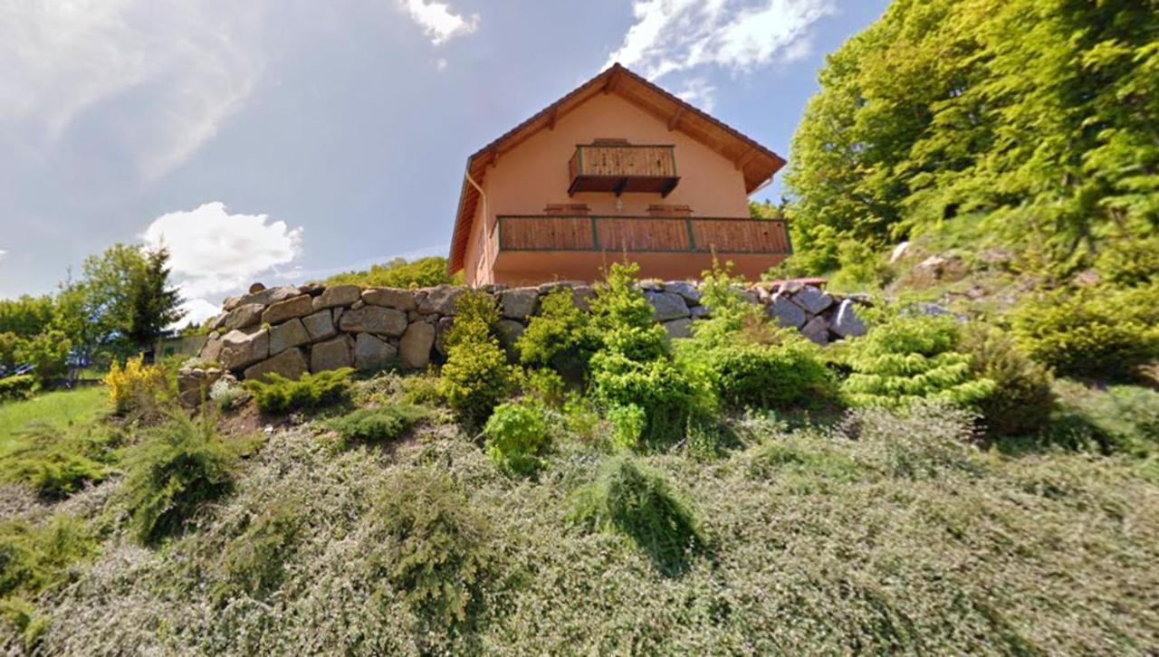 Appartement Cosy A Cornimont 30 M² Avec Terrasse Et Vue Montagne מראה חיצוני תמונה